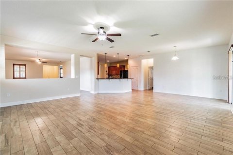 Villa ou maison à vendre à Kissimmee, Floride: 3 chambres, 248.05 m2 № 2196313 - photo 13