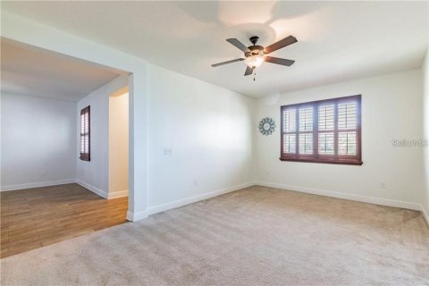 Villa ou maison à vendre à Kissimmee, Floride: 3 chambres, 248.05 m2 № 2196313 - photo 19