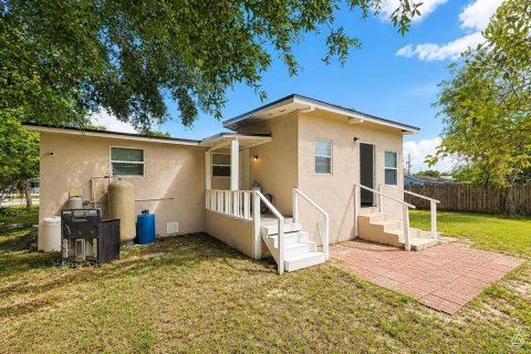 Villa ou maison à vendre à Ocoee, Floride: 3 chambres, 118.91 m2 № 2406502 - photo 10