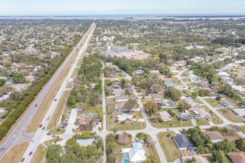 Land in Sebastian, Florida № 1011607 - photo 1