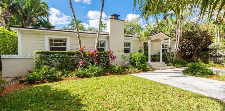 Villa ou maison à Miami, Floride 3 chambres, 165.46 m2 № 1670988