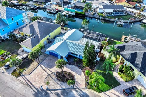 Villa ou maison à louer à Apollo Beach, Floride: 3 chambres, 191.29 m2 № 2102353 - photo 6