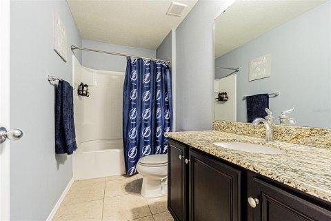 House in Riverview, Florida 3 bedrooms, 151.24 sq.m. № 1629929 - photo 14