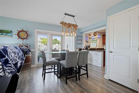 Condominio en venta en Saint Petersburg, Florida, 2 dormitorios, 94.57 m2 № 1344040 - foto 14