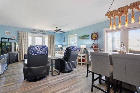 Condominio en venta en Saint Petersburg, Florida, 2 dormitorios, 94.57 m2 № 1344040 - foto 15