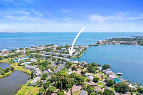 Condominio en venta en Saint Petersburg, Florida, 2 dormitorios, 94.57 m2 № 1344040 - foto 1