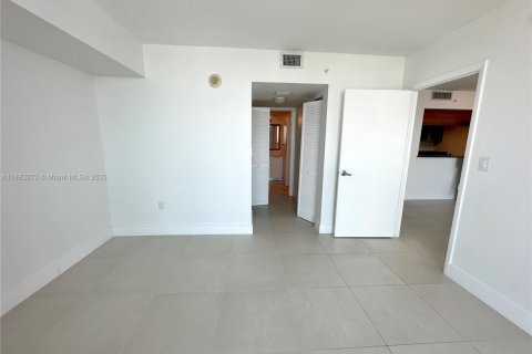 Copropriété à vendre à Miami, Floride: 1 chambre, 78.13 m2 № 1930756 - photo 20