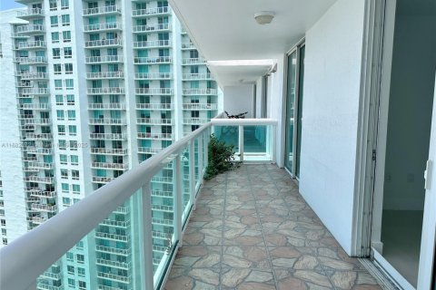 Copropriété à vendre à Miami, Floride: 1 chambre, 78.13 m2 № 1930756 - photo 26