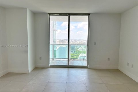 Copropriété à vendre à Miami, Floride: 1 chambre, 78.13 m2 № 1930756 - photo 16