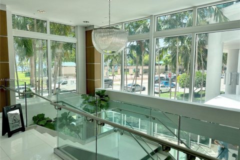 Copropriété à vendre à Miami, Floride: 1 chambre, 78.13 m2 № 1930756 - photo 3