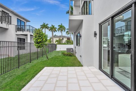 Купить таунхаус в Дания-Бич, Флорида 3 спальни, 189.52м2, № 1999069 - фото 21