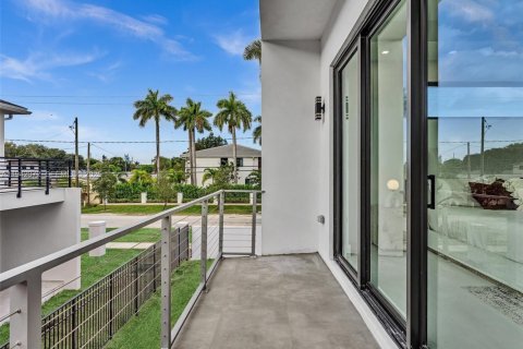 Купить таунхаус в Дания-Бич, Флорида 3 спальни, 189.52м2, № 1999069 - фото 28