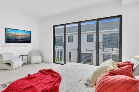 Купить таунхаус в Дания-Бич, Флорида 3 спальни, 189.52м2, № 1999069 - фото 25