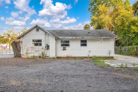 Commercial property in New Smyrna Beach, Florida 168.52 sq.m. № 2221130 - photo 20