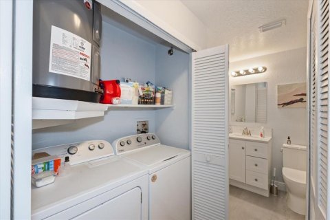 Condo in Orlando, Florida, 2 bedrooms  № 1798409 - photo 21