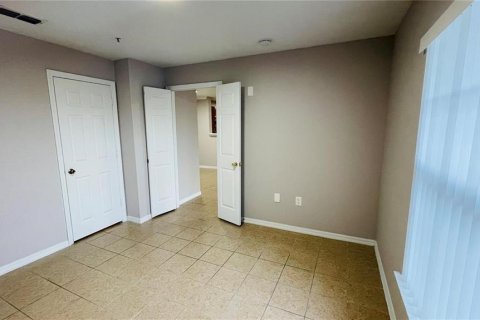 Condo in Orlando, Florida, 2 bedrooms  № 1880930 - photo 2