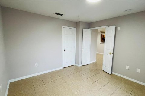 Condo in Orlando, Florida, 2 bedrooms  № 1880930 - photo 3