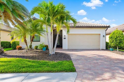 House in Bradenton, Florida 4 bedrooms, 186.36 sq.m. № 2221471