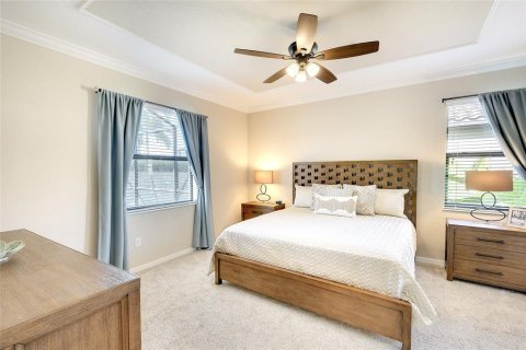 House in Bradenton, Florida 4 bedrooms, 186.36 sq.m. № 2221471 - photo 17