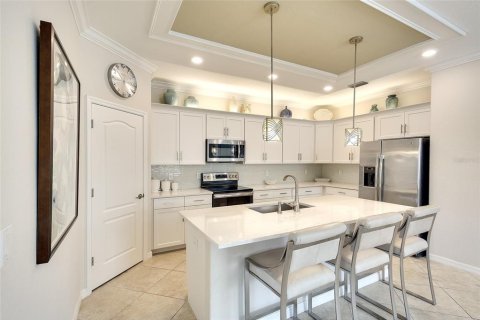 House in Bradenton, Florida 4 bedrooms, 186.36 sq.m. № 2221471 - photo 14