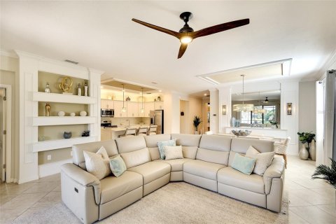 House in Bradenton, Florida 4 bedrooms, 186.36 sq.m. № 2221471 - photo 10