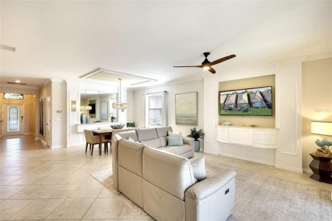 House in Bradenton, Florida 4 bedrooms, 186.36 sq.m. № 2221471 - photo 11