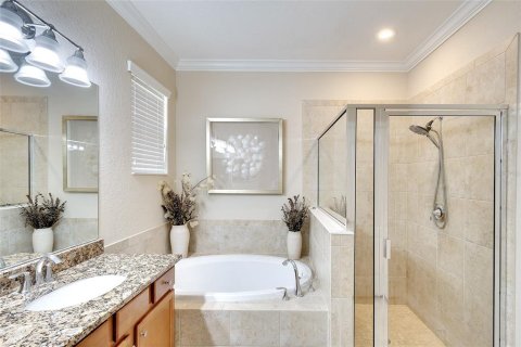 House in Bradenton, Florida 4 bedrooms, 186.36 sq.m. № 2221471 - photo 19
