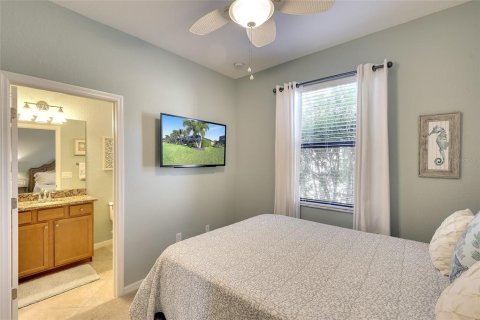 House in Bradenton, Florida 4 bedrooms, 186.36 sq.m. № 2221471 - photo 23