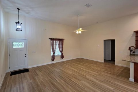 House in Hawthorne, Florida 3 bedrooms, 150.5 sq.m. № 2109883 - photo 5