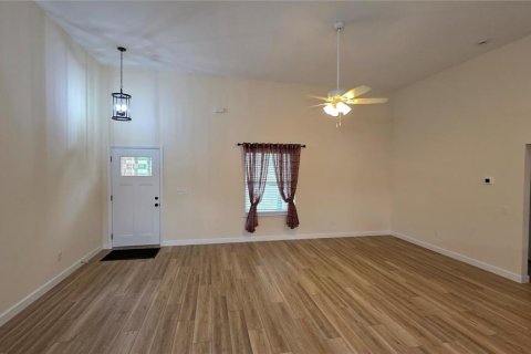 House in Hawthorne, Florida 3 bedrooms, 150.5 sq.m. № 2109883 - photo 4