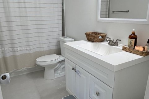 Casa en venta en Palmetto Bay, Florida, 3 dormitorios, 108.14 m2 № 2368350 - foto 10