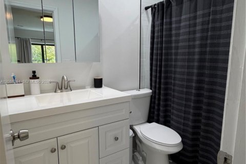 Casa en venta en Palmetto Bay, Florida, 3 dormitorios, 108.14 m2 № 2368350 - foto 14