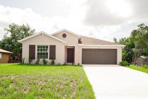 Villa ou maison à Port Charlotte, Floride 4 chambres, 183.11 m2 № 2342548