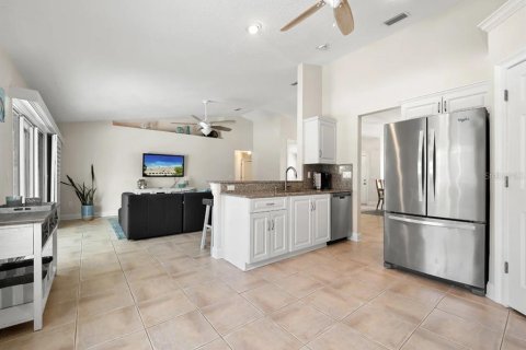 Casa en venta en Palm Coast, Florida, 4 dormitorios, 200.67 m2 № 2199097 - foto 7