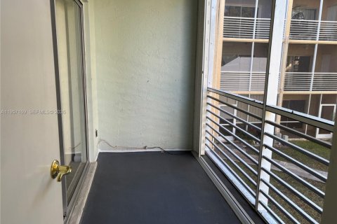 Condominio en alquiler en Hollywood, Florida, 1 dormitorio, 65.96 m2 № 2020917 - foto 24