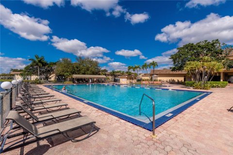 Condominio en alquiler en Hollywood, Florida, 1 dormitorio, 65.96 m2 № 2020917 - foto 28