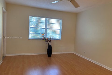 Condominio en alquiler en Hollywood, Florida, 1 dormitorio, 65.96 m2 № 2020917 - foto 11