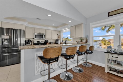 Villa ou maison à vendre à Port Charlotte, Floride: 4 chambres, 252.42 m2 № 2127939 - photo 15