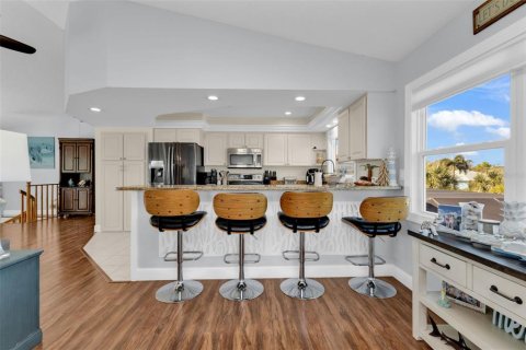 Villa ou maison à vendre à Port Charlotte, Floride: 4 chambres, 252.42 m2 № 2127939 - photo 11