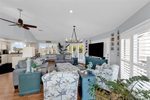 Villa ou maison à vendre à Port Charlotte, Floride: 4 chambres, 252.42 m2 № 2127939 - photo 19