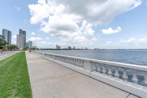 Touwnhouse à vendre à Tampa, Floride: 2 chambres, 148.09 m2 № 1781418 - photo 22