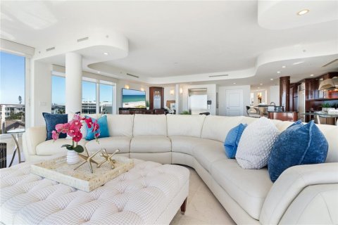 Condo in Sarasota, Florida, 3 bedrooms  № 2104302 - photo 12