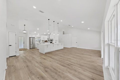 House in Fish Hawk, Florida 4 bedrooms, 166.48 sq.m. № 1786253 - photo 26