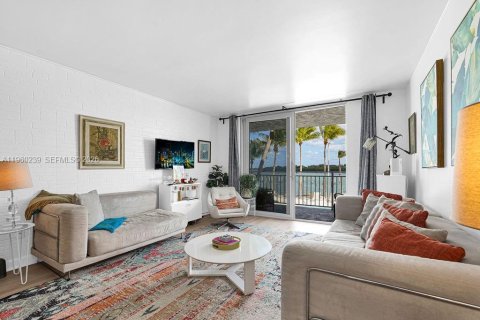 Купить кондоминиум в Майами, Флорида 2 спальни, 86.03м2, № 2020147 - фото 5