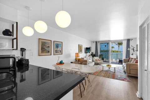 Купить кондоминиум в Майами, Флорида 2 спальни, 86.03м2, № 2020147 - фото 9