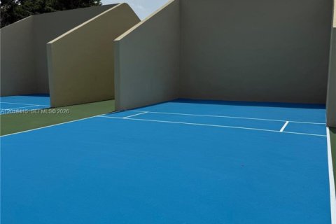 Copropriété à vendre à Miami, Floride: 3 chambres, 124.49 m2 № 2250281 - photo 26