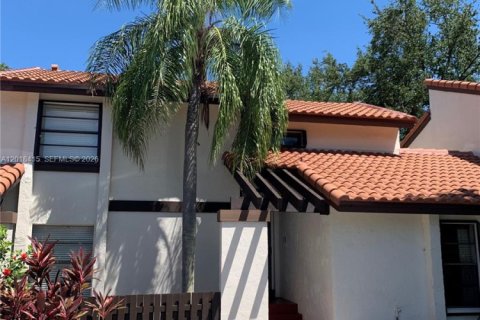 Condo à Miami, Floride, 3 chambres № 2250281
