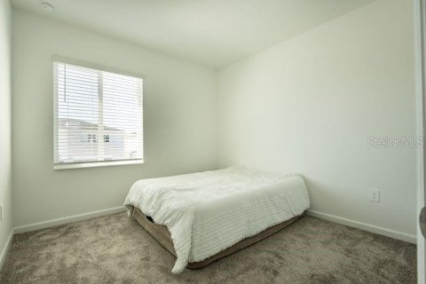 Townhouse in Davenport, Florida 3 bedrooms, 173.17 sq.m. № 2202032 - photo 11