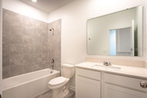Townhouse in Davenport, Florida 3 bedrooms, 173.17 sq.m. № 2202032 - photo 9