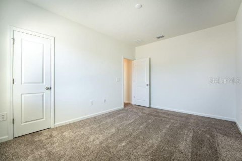 Townhouse in Davenport, Florida 3 bedrooms, 173.17 sq.m. № 2202032 - photo 13